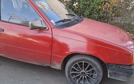 Opel Kadett E рестайлинг, 1985 год, 125 000 рублей, 2 фотография