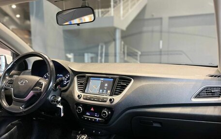 Hyundai Solaris II рестайлинг, 2017 год, 1 196 000 рублей, 11 фотография