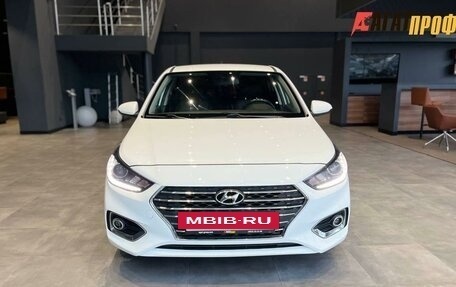Hyundai Solaris II рестайлинг, 2017 год, 1 196 000 рублей, 2 фотография