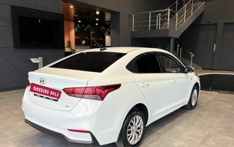Hyundai Solaris II рестайлинг, 2017 год, 1 196 000 рублей, 5 фотография
