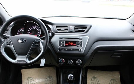 KIA Rio III рестайлинг, 2016 год, 1 000 000 рублей, 15 фотография