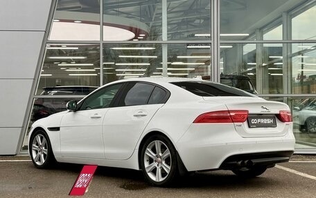 Jaguar XE I рестайлинг, 2015 год, 1 420 000 рублей, 2 фотография