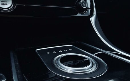 Jaguar XE I рестайлинг, 2015 год, 1 420 000 рублей, 28 фотография