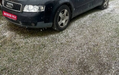 Audi A4, 2001 год, 300 000 рублей, 1 фотография