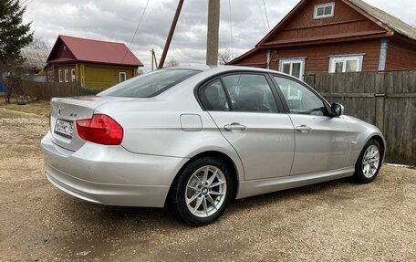 BMW 3 серия, 2011 год, 1 350 000 рублей, 6 фотография