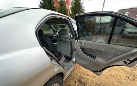 Mitsubishi Galant VIII, 2002 год, 219 000 рублей, 3 фотография