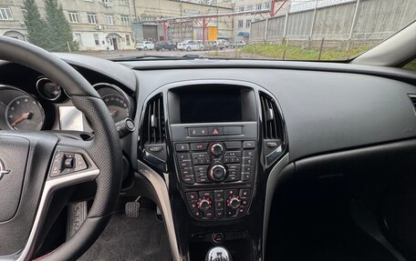 Opel Astra J, 2014 год, 1 100 000 рублей, 24 фотография