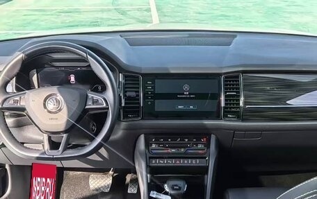 Skoda Kodiaq I, 2021 год, 2 300 000 рублей, 11 фотография