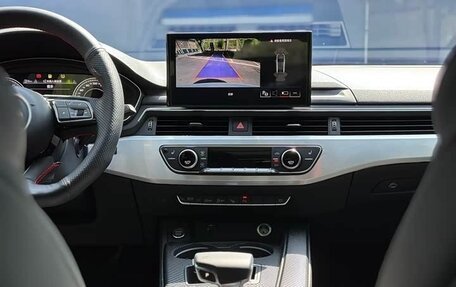 Audi A4, 2022 год, 2 300 000 рублей, 12 фотография