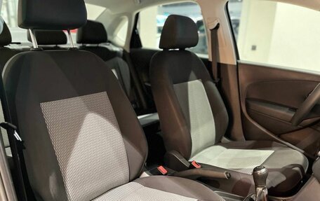 Volkswagen Polo VI (EU Market), 2013 год, 760 000 рублей, 16 фотография