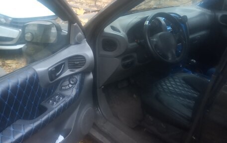 Hyundai Santa Fe III рестайлинг, 2001 год, 150 000 рублей, 7 фотография