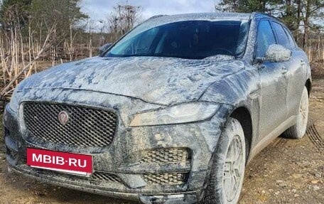 Jaguar F-Pace, 2016 год, 2 400 000 рублей, 7 фотография