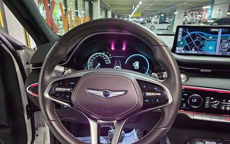 Genesis GV70, 2021 год, 3 700 000 рублей, 9 фотография