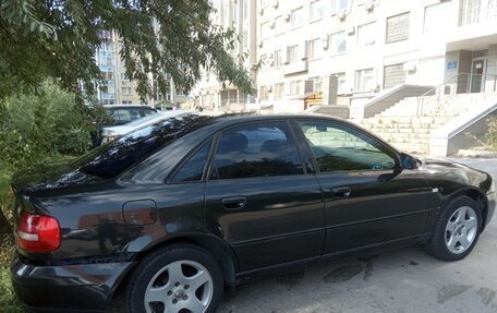 Audi A4, 1999 год, 340 000 рублей, 1 фотография