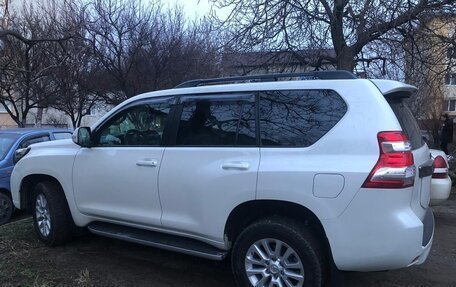 Toyota Land Cruiser Prado 150 рестайлинг 2, 2016 год, 4 820 000 рублей, 7 фотография