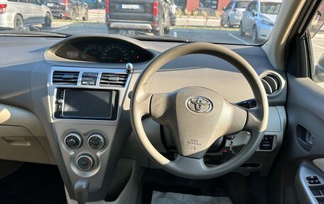 Toyota Belta, 2011 год, 650 000 рублей, 3 фотография