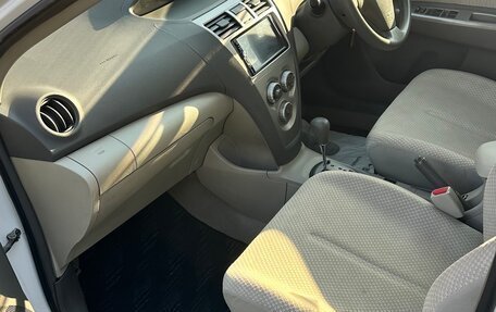 Toyota Belta, 2011 год, 650 000 рублей, 11 фотография