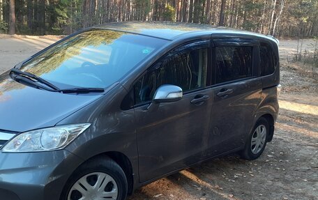 Honda Freed I, 2012 год, 1 050 000 рублей, 2 фотография