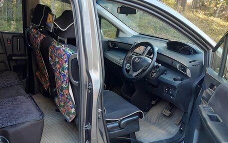 Honda Freed I, 2012 год, 1 050 000 рублей, 5 фотография