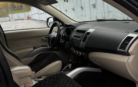 Mitsubishi Outlander III рестайлинг 3, 2007 год, 865 000 рублей, 8 фотография