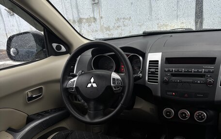 Mitsubishi Outlander III рестайлинг 3, 2007 год, 865 000 рублей, 7 фотография