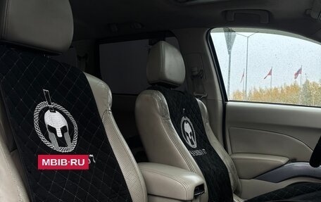 Mitsubishi Outlander III рестайлинг 3, 2007 год, 865 000 рублей, 9 фотография