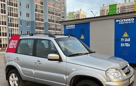 Chevrolet Niva I рестайлинг, 2014 год, 770 000 рублей, 3 фотография
