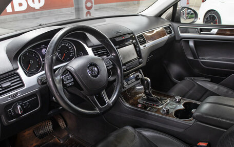 Volkswagen Touareg III, 2013 год, 1 798 000 рублей, 16 фотография