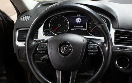 Volkswagen Touareg III, 2013 год, 1 798 000 рублей, 17 фотография