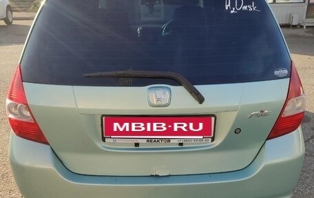 Honda Fit III, 2002 год, 299 999 рублей, 2 фотография