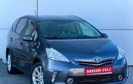 Toyota Prius v (+) I (ZVW40/41) рестайлинг, 2013 год, 1 299 999 рублей, 3 фотография