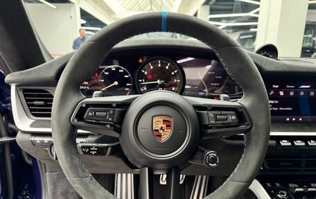 Porsche 911, 2024 год, 49 000 000 рублей, 30 фотография