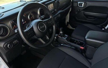 Jeep Wrangler, 2021 год, 3 711 000 рублей, 15 фотография