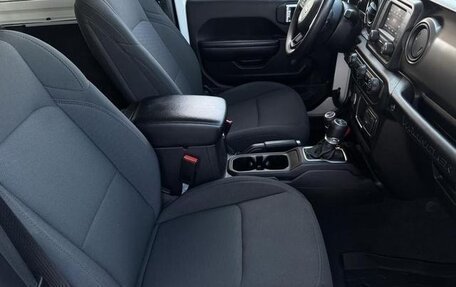 Jeep Wrangler, 2021 год, 3 711 000 рублей, 19 фотография