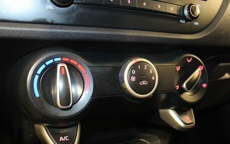 KIA Rio IV, 2020 год, 1 425 000 рублей, 13 фотография