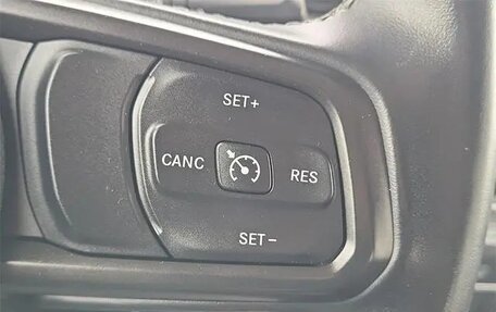 Jeep Wrangler, 2021 год, 3 950 000 рублей, 31 фотография