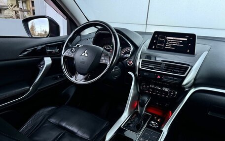 Mitsubishi Eclipse Cross, 2018 год, 2 099 999 рублей, 8 фотография