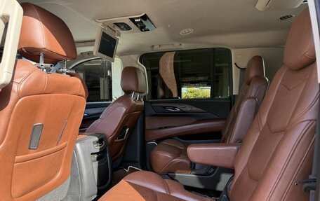 Cadillac Escalade IV, 2016 год, 4 049 999 рублей, 7 фотография