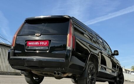 Cadillac Escalade IV, 2016 год, 4 049 999 рублей, 3 фотография