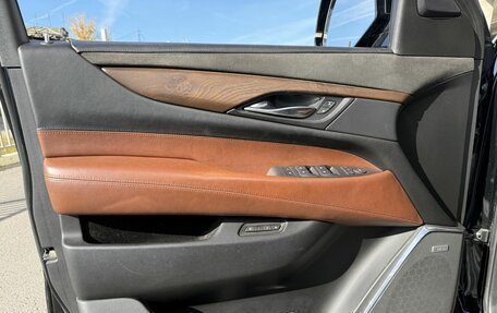 Cadillac Escalade IV, 2016 год, 4 049 999 рублей, 9 фотография