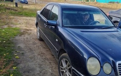 Mercedes-Benz E-Класс, 1997 год, 160 000 рублей, 1 фотография
