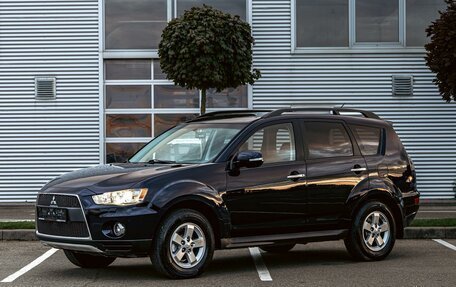 Mitsubishi Outlander III рестайлинг 3, 2012 год, 1 350 000 рублей, 1 фотография