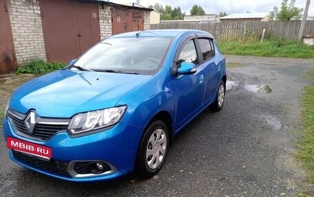 Renault Sandero II рестайлинг, 2015 год, 810 000 рублей, 2 фотография