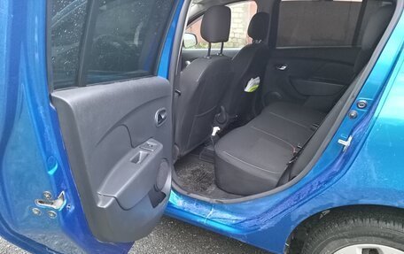 Renault Sandero II рестайлинг, 2015 год, 810 000 рублей, 7 фотография