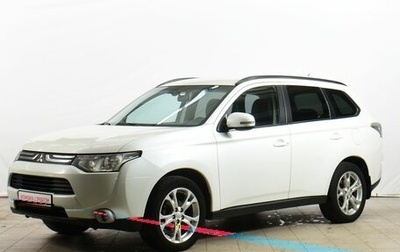 Mitsubishi Outlander III рестайлинг 3, 2014 год, 1 399 000 рублей, 1 фотография