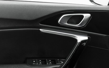 KIA cee'd III, 2019 год, 1 585 000 рублей, 16 фотография