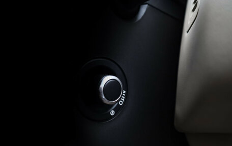 Land Rover Range Rover IV рестайлинг, 2013 год, 3 999 000 рублей, 18 фотография