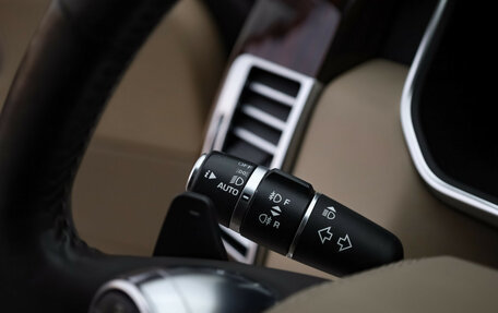 Land Rover Range Rover IV рестайлинг, 2013 год, 3 999 000 рублей, 20 фотография