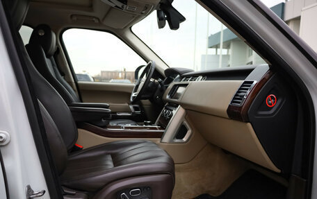 Land Rover Range Rover IV рестайлинг, 2013 год, 3 999 000 рублей, 31 фотография