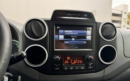 Peugeot Partner II рестайлинг 2, 2015 год, 939 999 рублей, 5 фотография